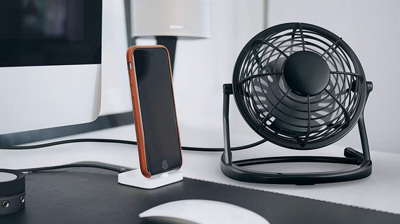 Rinfresca le Tue Giornate con il Mini Ventilatore USB da Tavolo