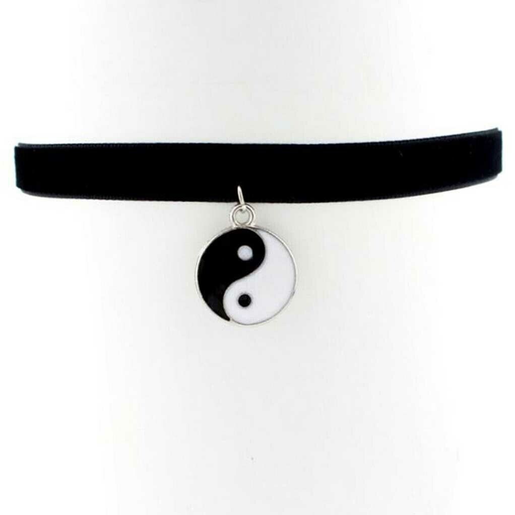 Collana girocollo con pendente simbolo Yin Yang fascia velluto da donna