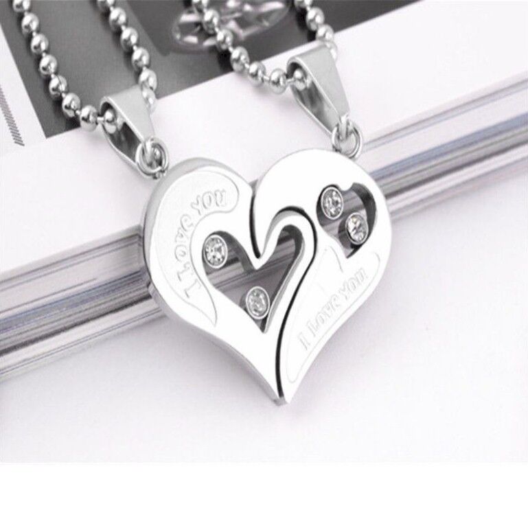 Set 2 Collane con 2 pendenti CUORE con strass silver che si uniscono LOVE unisex