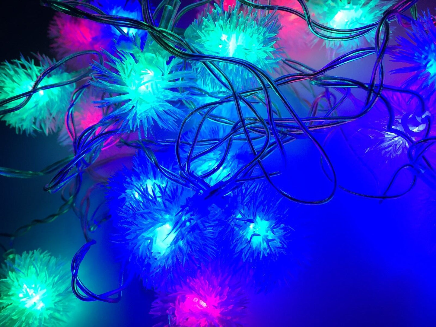 3 Serie a LED Luminosa Luci NATALE 20 Palle di Neve in plastica Multicolore